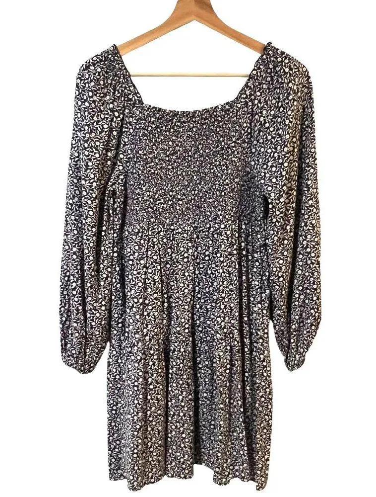 Old Navy Smocked Floral Babydoll Dress Blue MEDIUM Cottagecore Farm Prairie Boho - Image 3