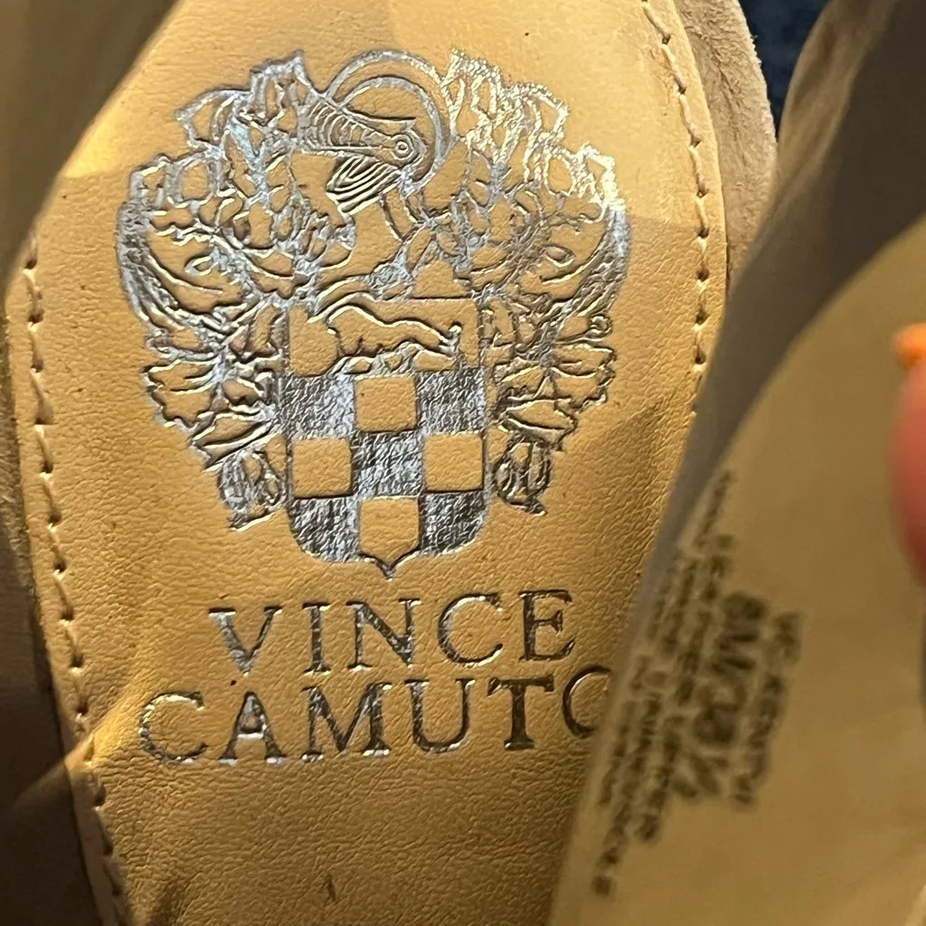 Vince Camuto Kentvi‎ Peep Toe Booties Sandals Women’s 8M Tan Cut Out Heels Zip Size 8 - Image 10