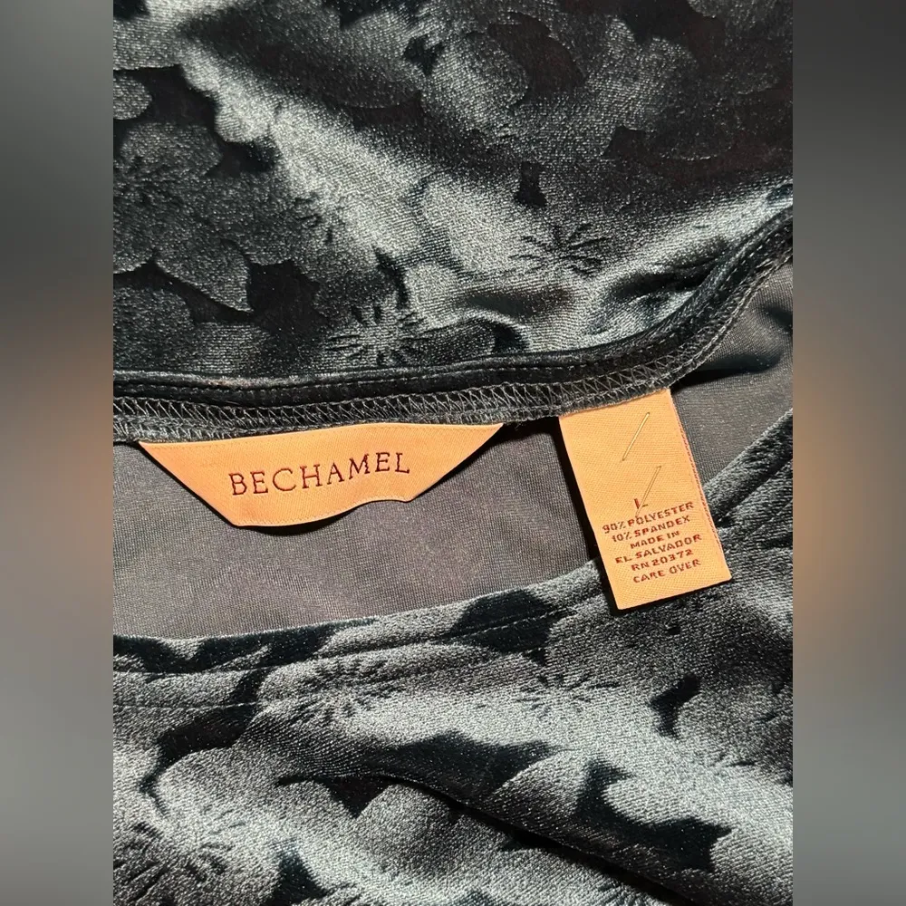 EUC Bechamel Blue Floral Blouse size large - Image 8