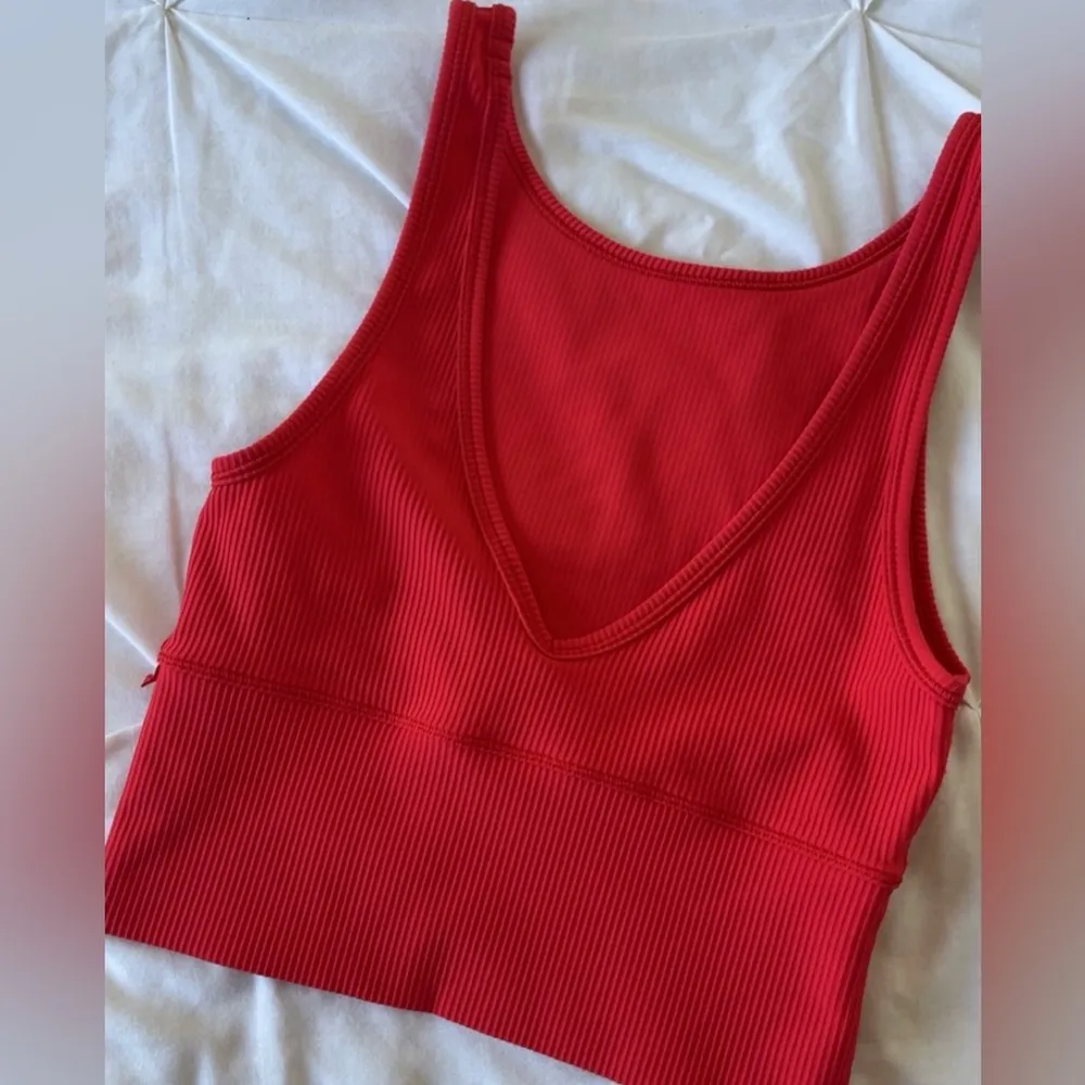 Lululemon Athletica Power Pivot Bright Carnation Red Athletic Tank SIZE 2 - Image 8