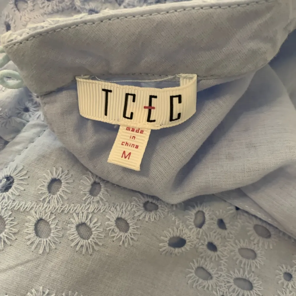 TCEC Eyelet Lace Dress Size Med Powder Blue - Image 4