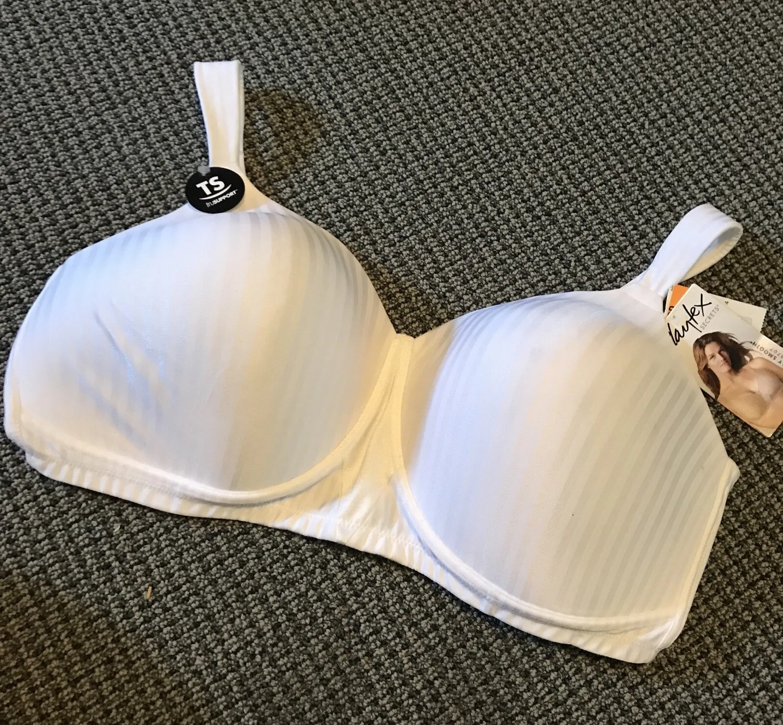 Playtex Perfectly Smooth Wire Free Bra Women’s Size 40DD White NEW - Image 1