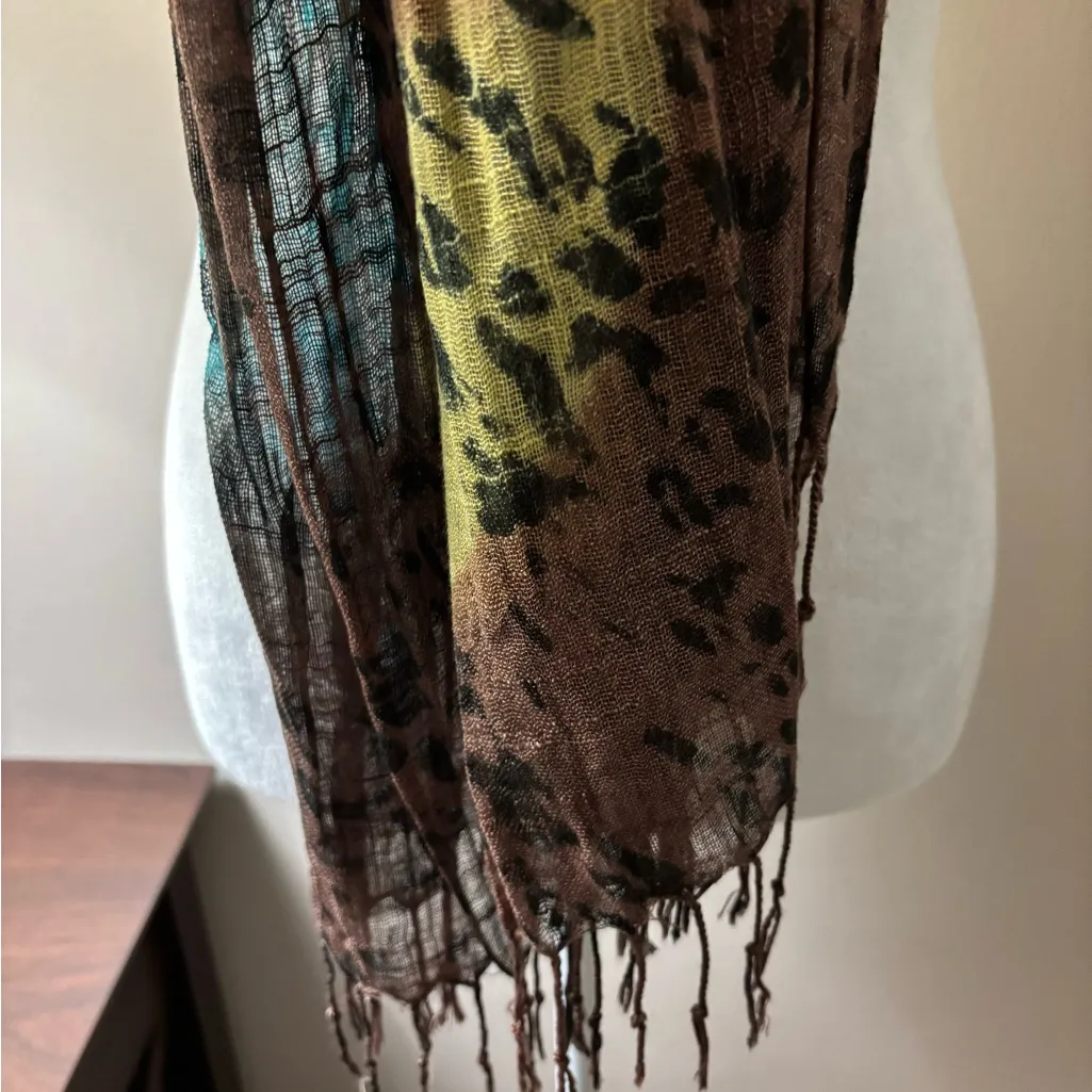 Elegant Multicolor Animal Print Scarf/Wrap with Fringe - Image 6