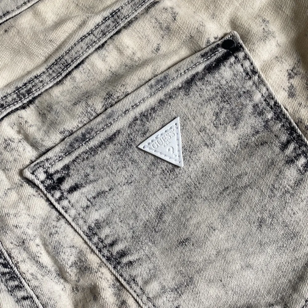 Guess Grey High Waist Short - Image 6