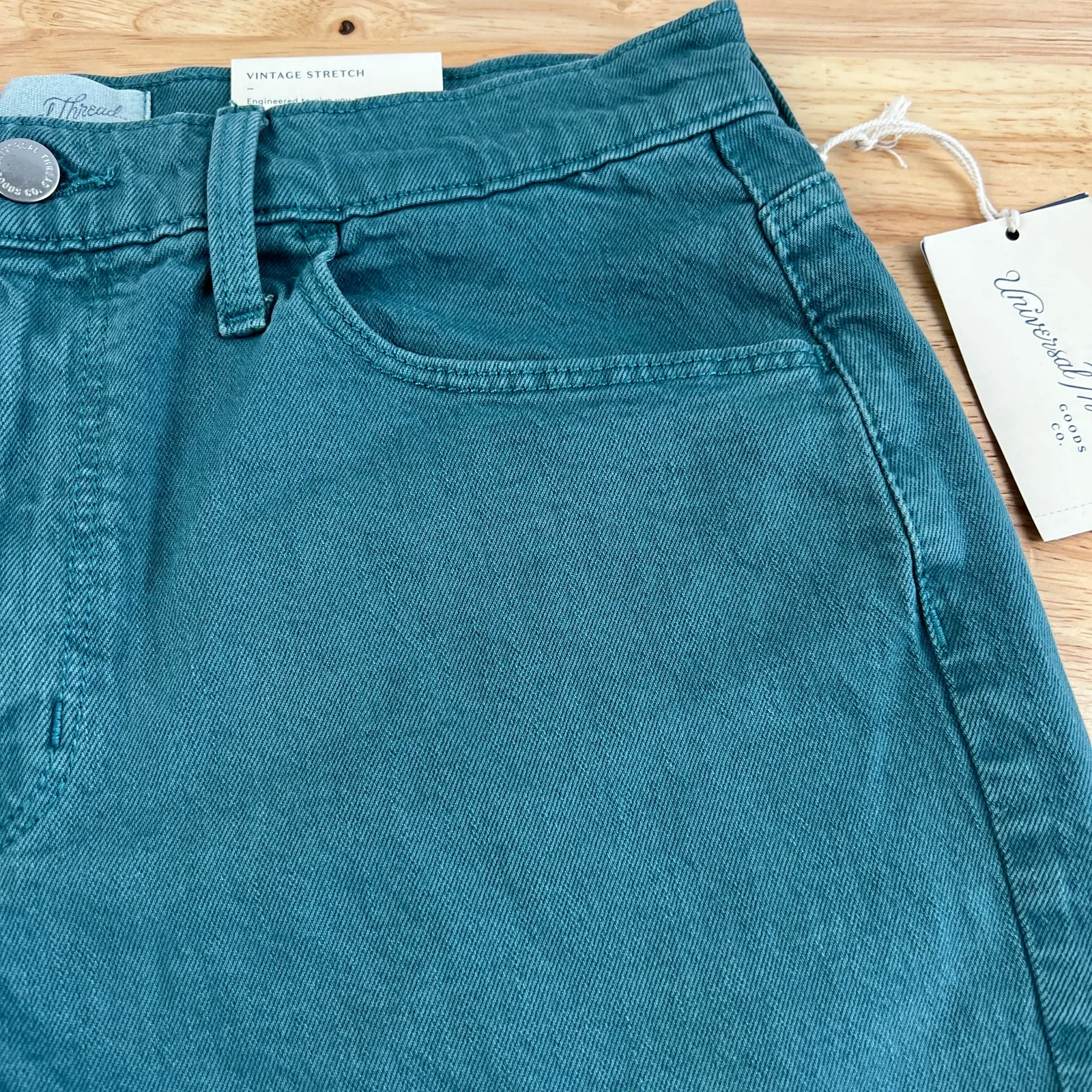 Universal Thread Women's Teal Green Bermuda Jean Shorts - Size 8 - NWT - Image 10