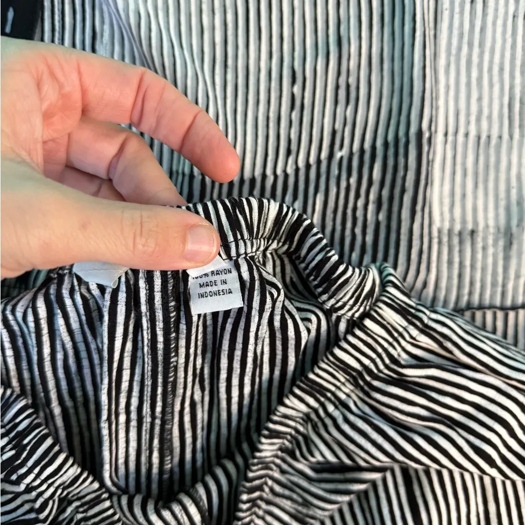 Lyng Black and White Pants and Shirt Bohemian Lagenlook Set ~ Sz M/L 🧡🍄 - Image 10