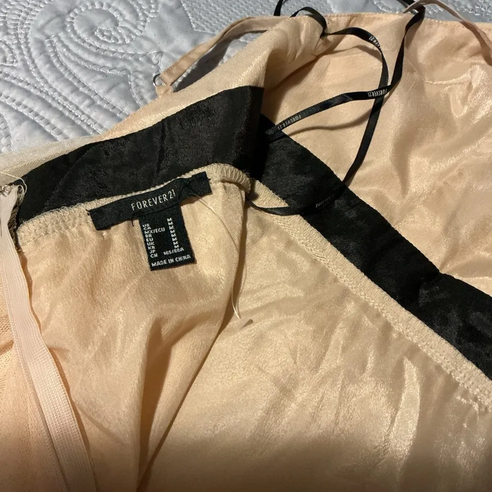 Forever 21 Gold Pleated A-line Maxi Dress - Image 7