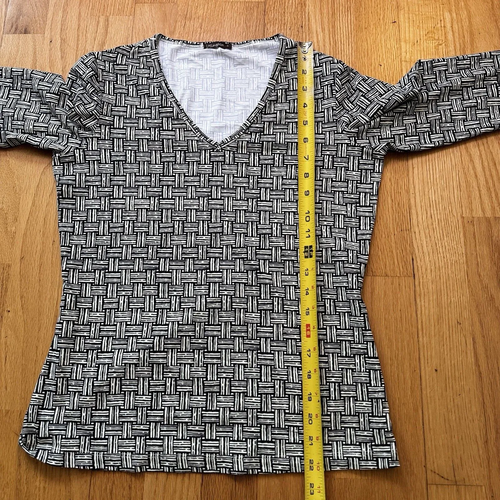 J. McLaughlin Catalina Top 3/4 Sleeve S V-neck Geometric Weave Preppy Chic - Image 8