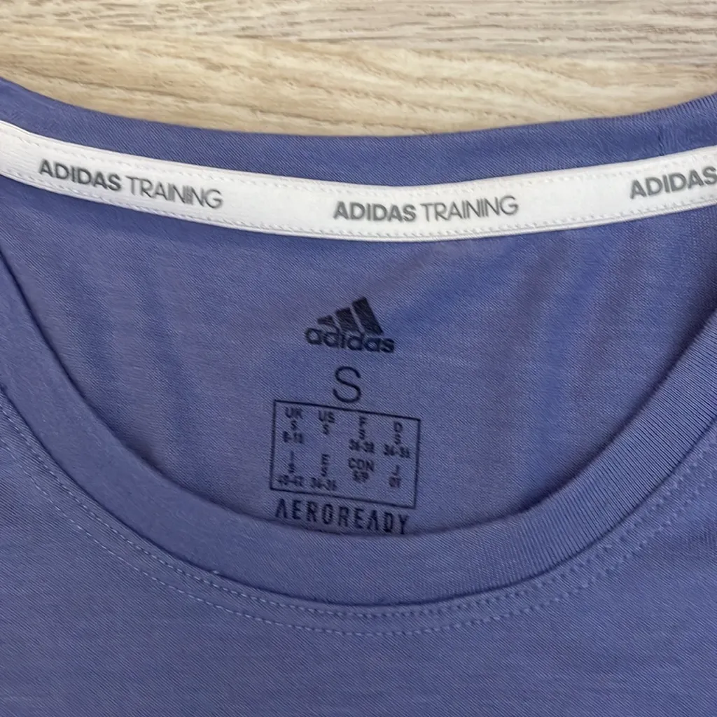 Adidas Purple Training Aeroready Short Sleeve Crew Neck Women's Tee Size Small - Image 8