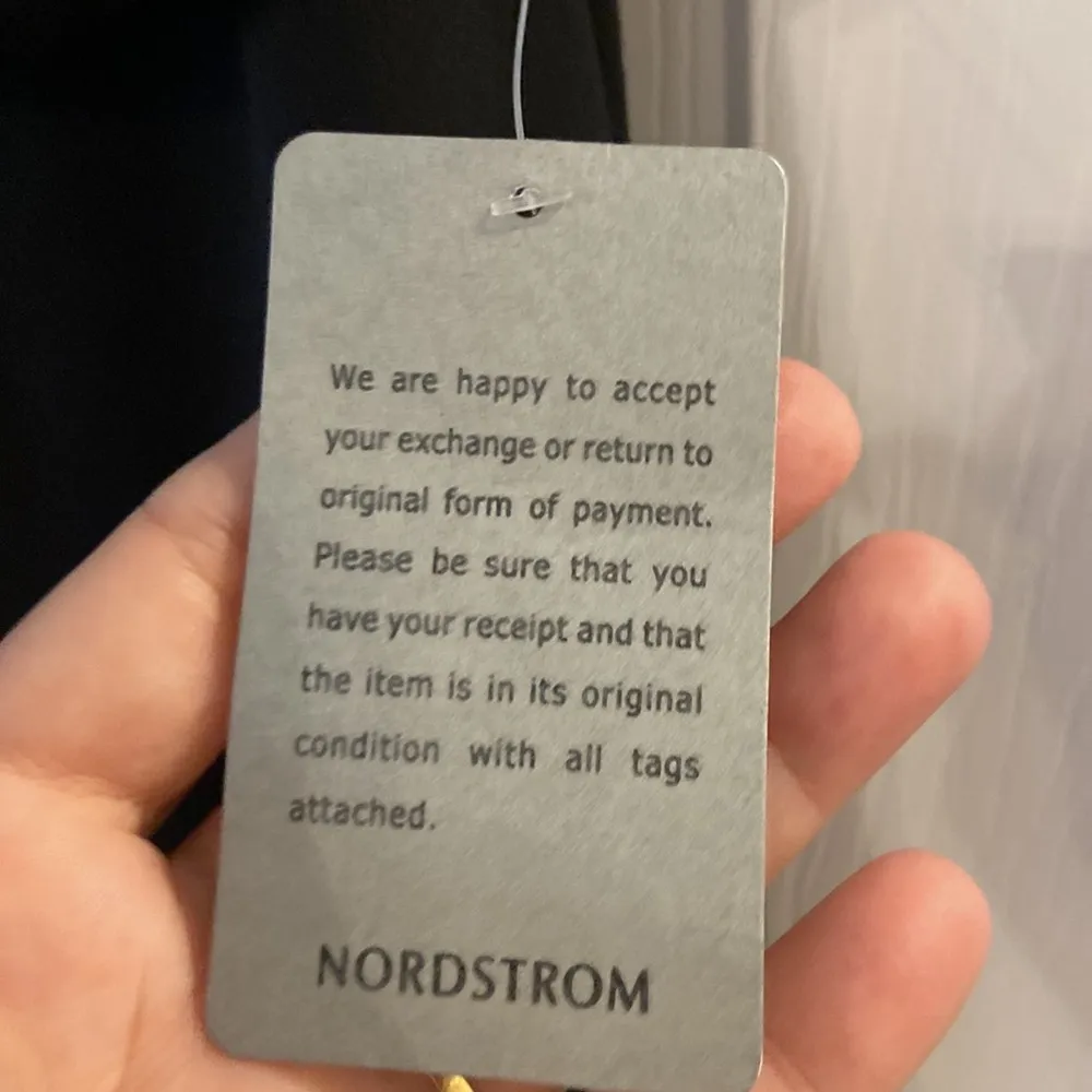 LOVE & DESIGN WOMENS ONE SHOULDER JUMPER SIZE XL BRAND NEW COLOR BLACK - Image 4