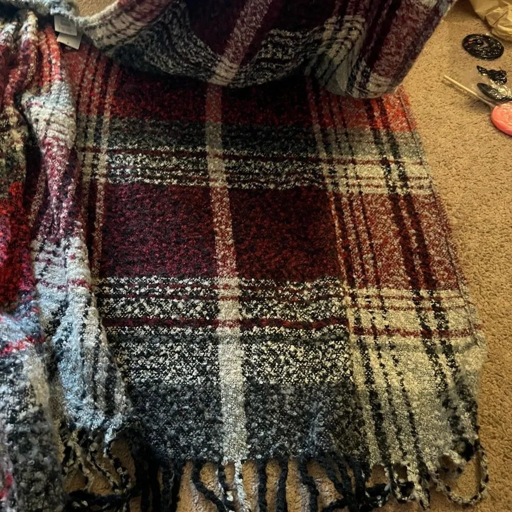 NWT Woolrich poncho shawl - Image 6