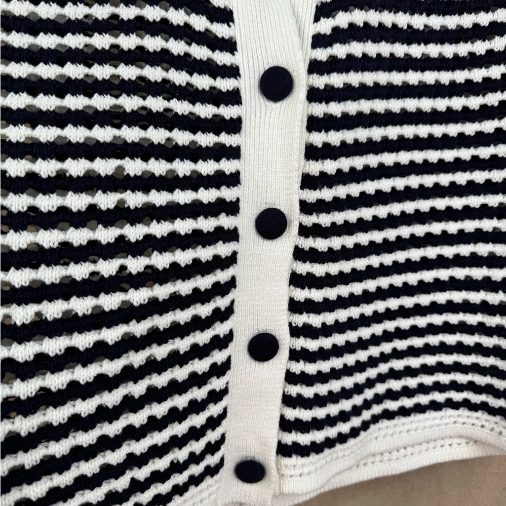 Joie Navy and White Striped Button Knit Vest Top Sleeveless Size XL - Image 5