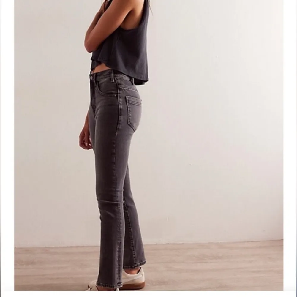 Free People Jeans | Nwot Low Maintenance Mid Rise Crop Boot Jean. Size 27” - Image 2