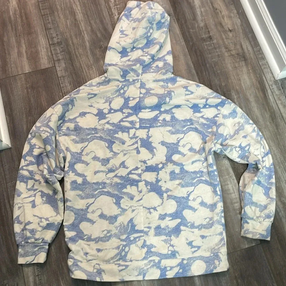 Open Edit  Head in the Clouds Hoodie XS - Image 8