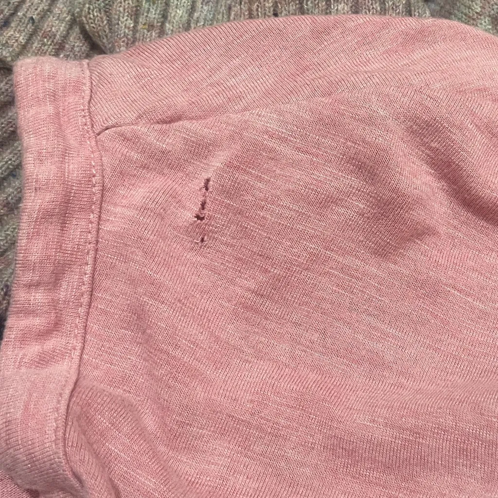 Jessica Simpson Shirt Womens Medium M Pink Short Sleeve Soft Casual Tee - Image 4