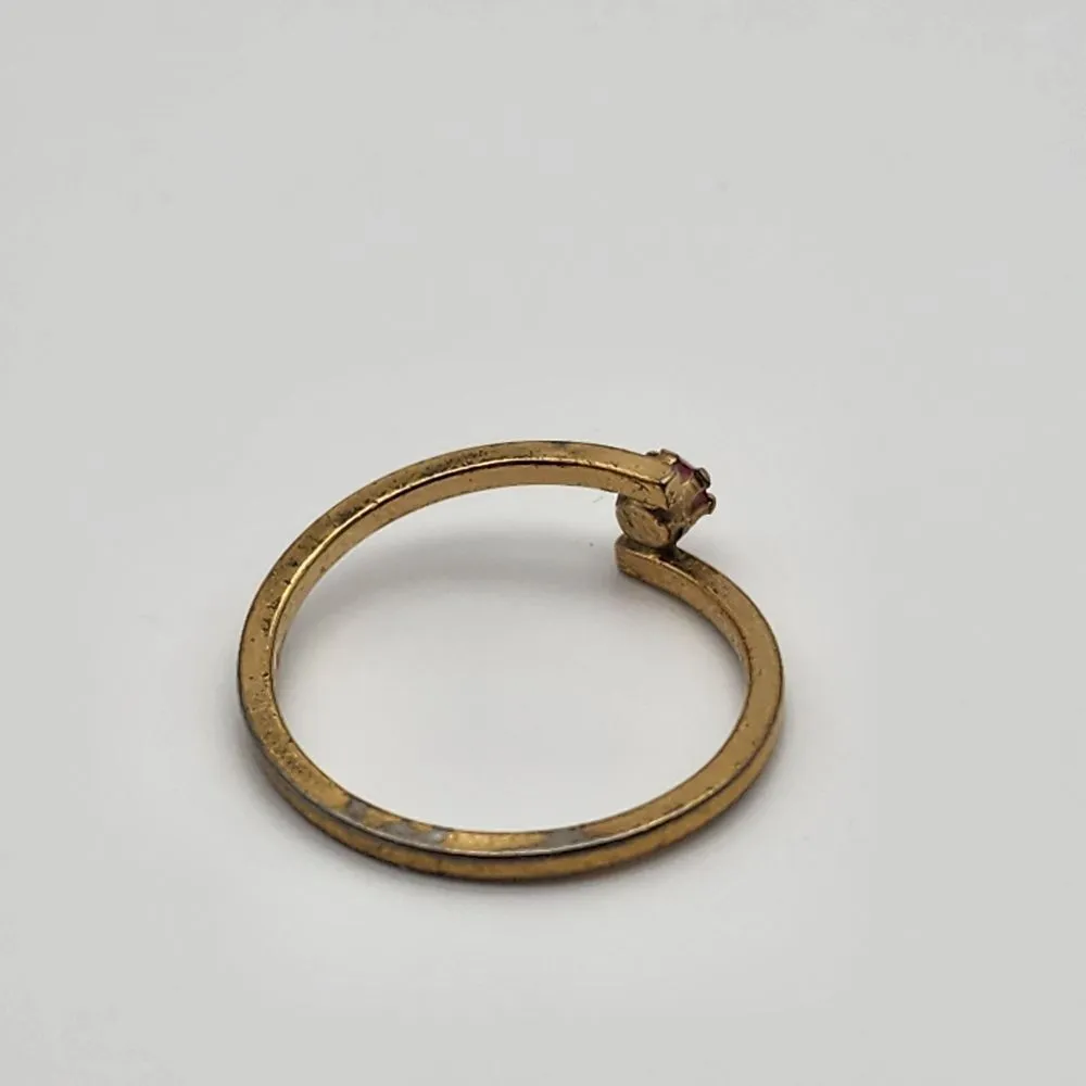 Vintage Avon Gold Tone & Pink Rhinestone Ring (8) - Image 6