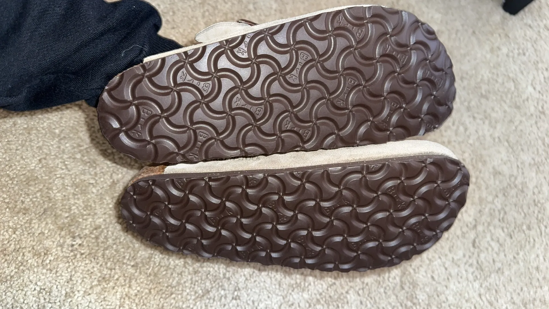 Birkenstock  Clogs - Image 3