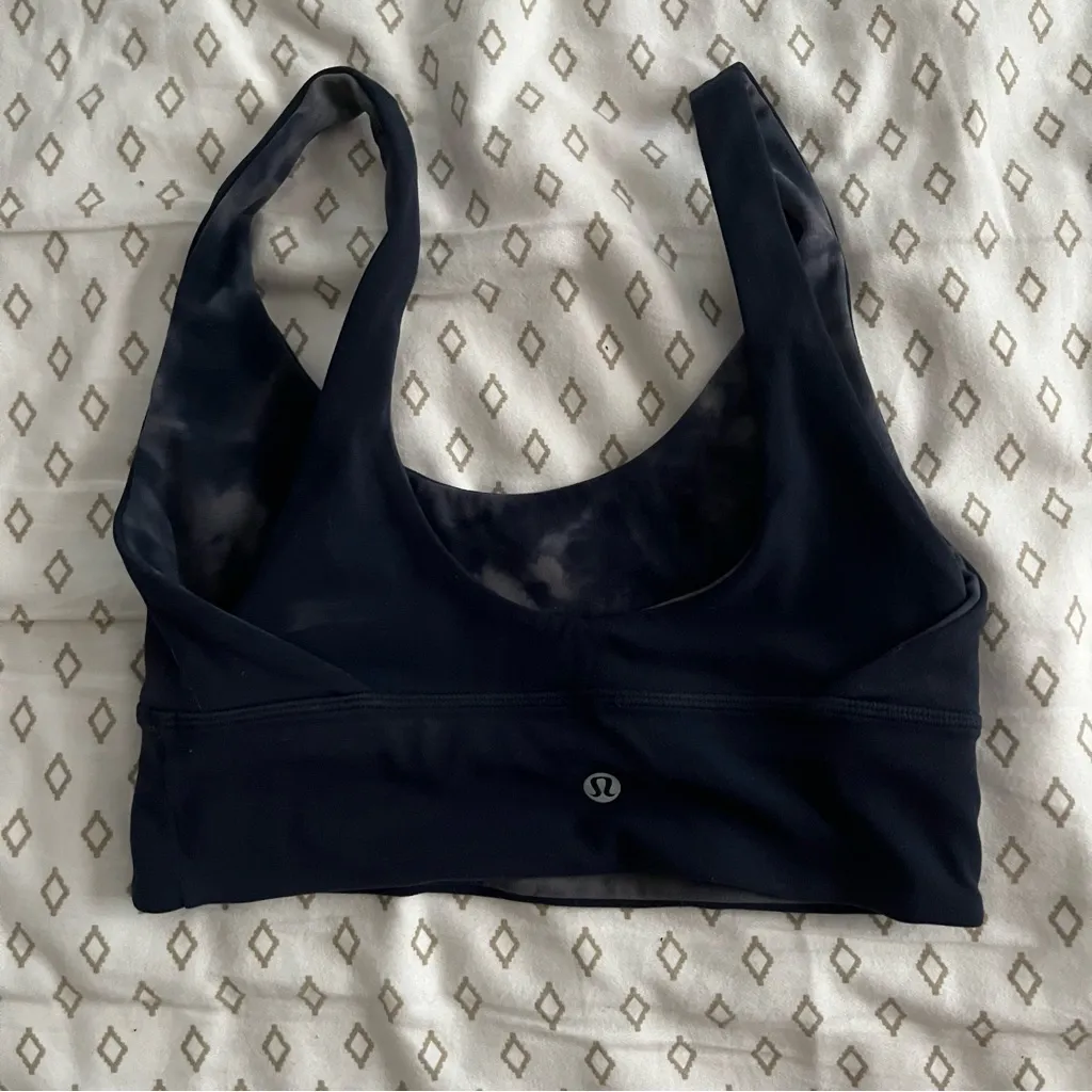 Lululemon align bra a/b navy and diamond dye reversible bra size 4 - Image 2