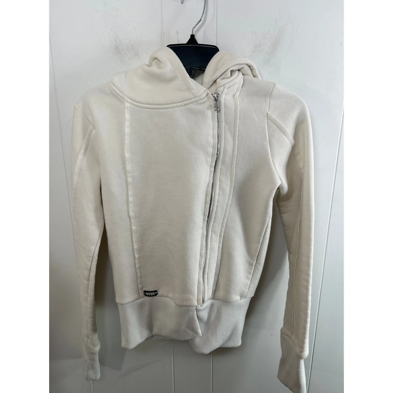 VDR ViaDelleRose cream colored zip up hooded sweatshirt. #4291 Size Medium - Image 8