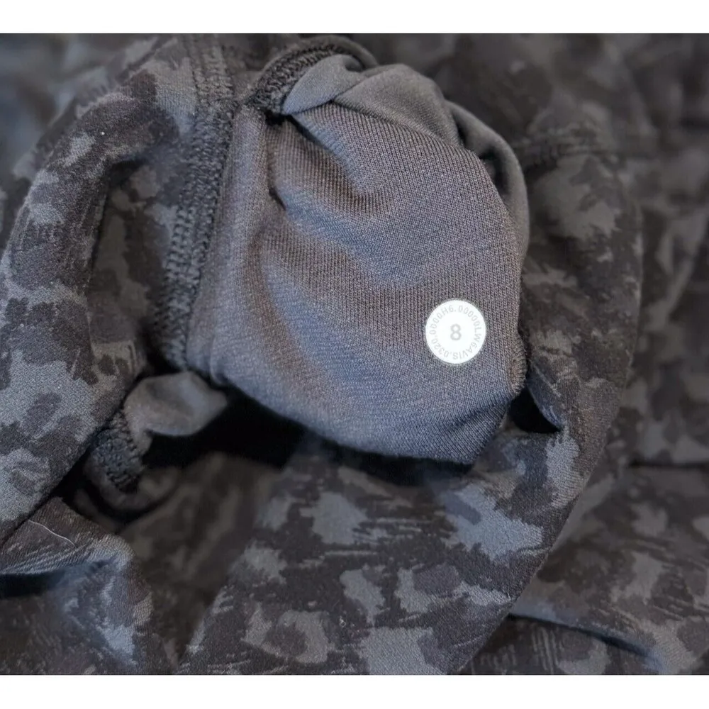 Lululemon Womens Leggings Black Align High Rise Crop Camo Stretch Size 8 - Image 4