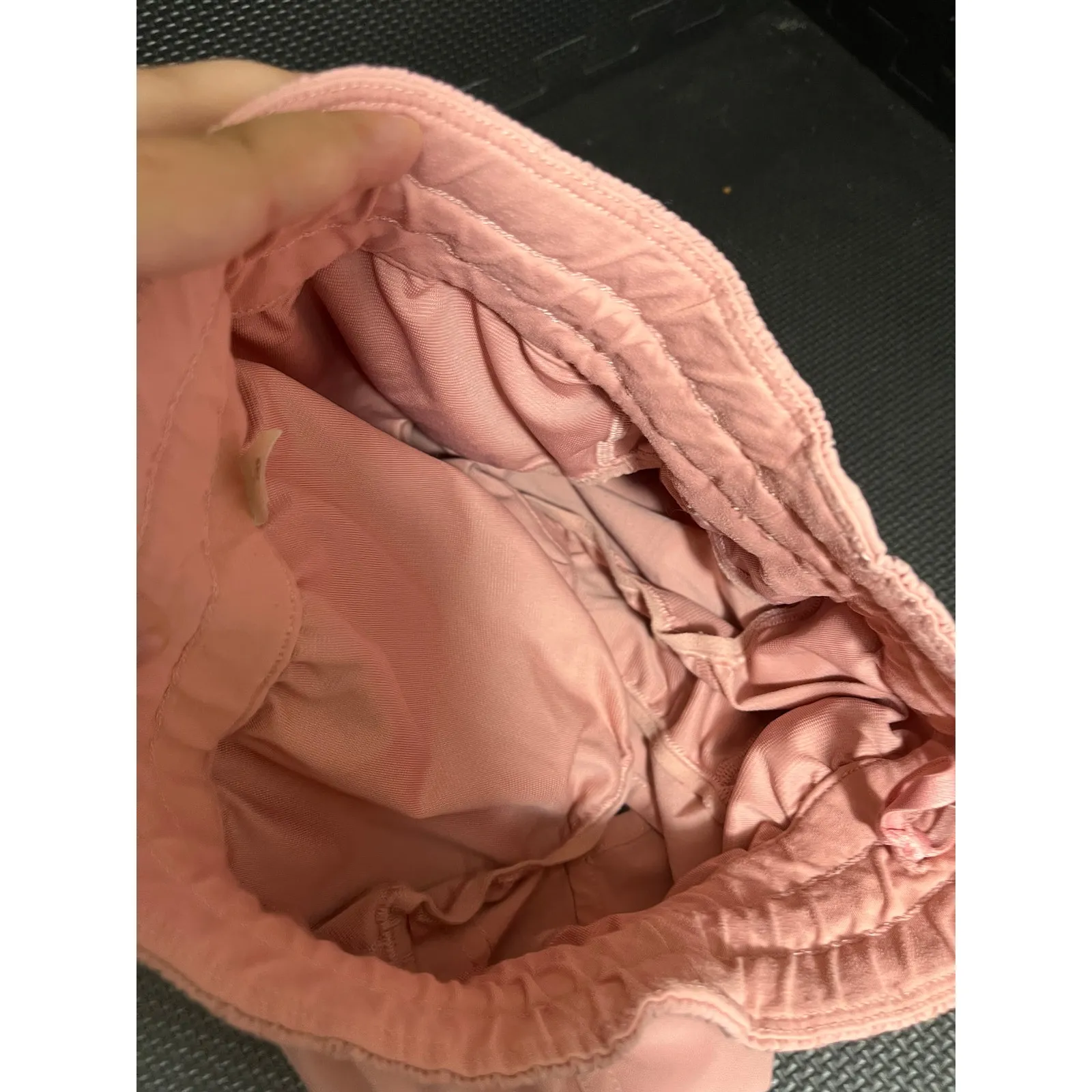 Lululemon Tracker Short V 4"‎ Womens Size 4 Pink Liner LW7AZ2S Gym Run Yoga - Image 7