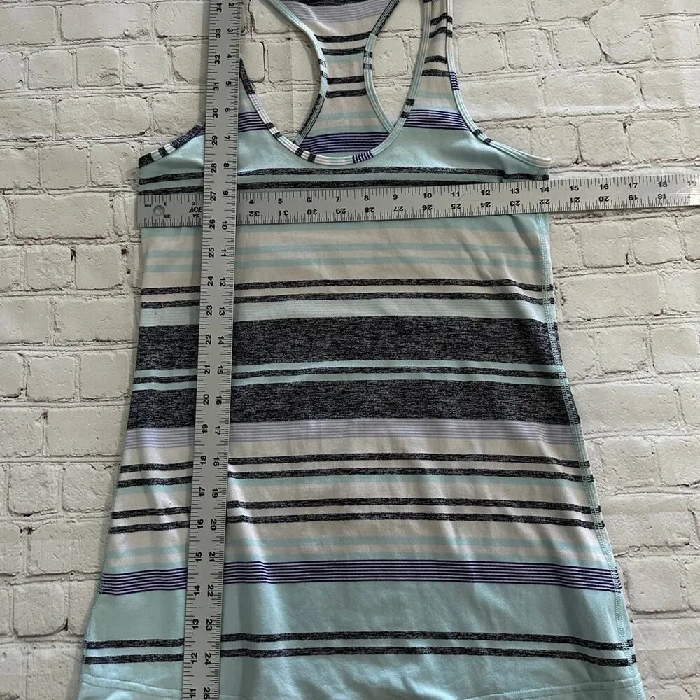 Lululemon tank top size 8 - Image 6