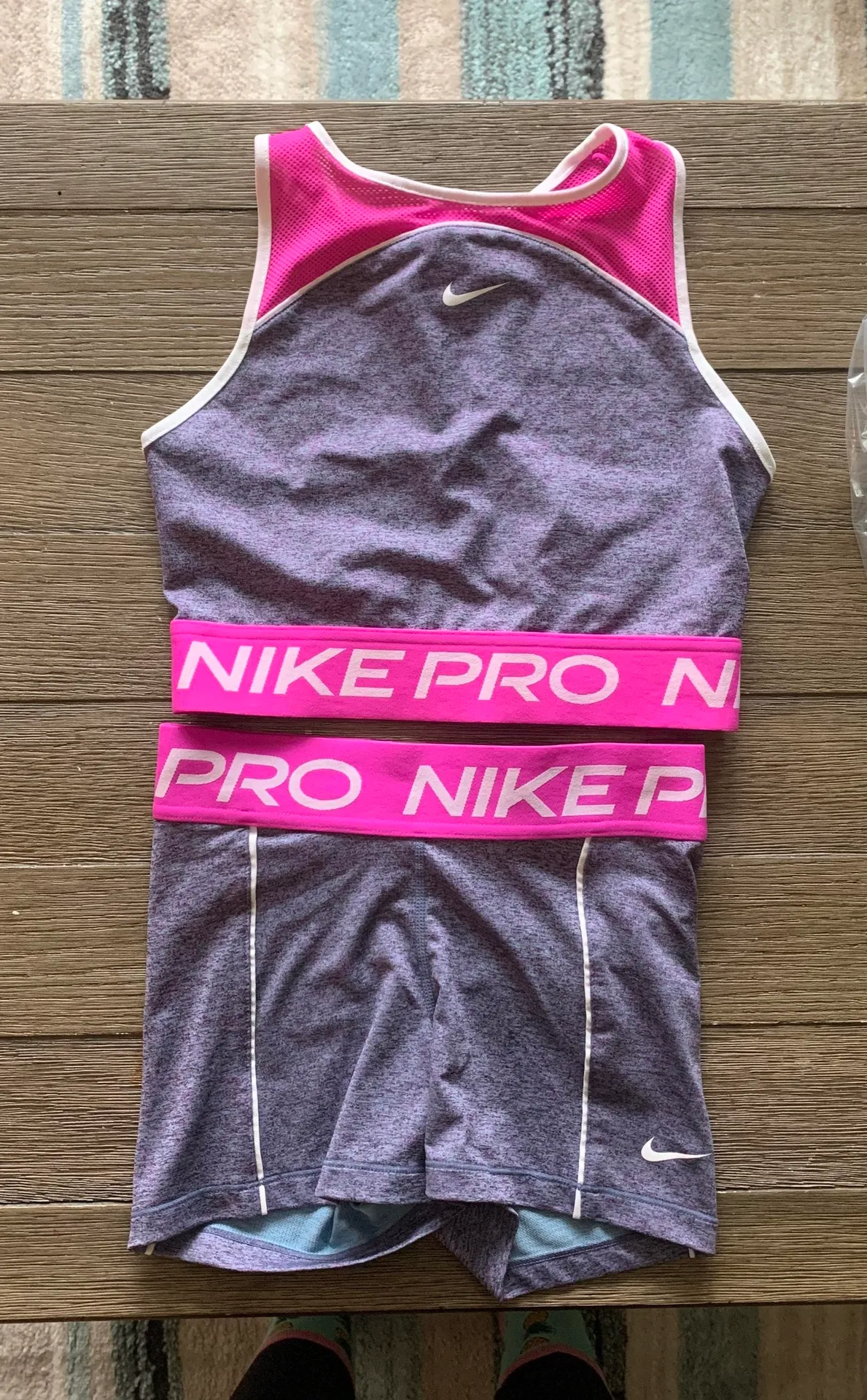 Nike Pro Set - Image 2