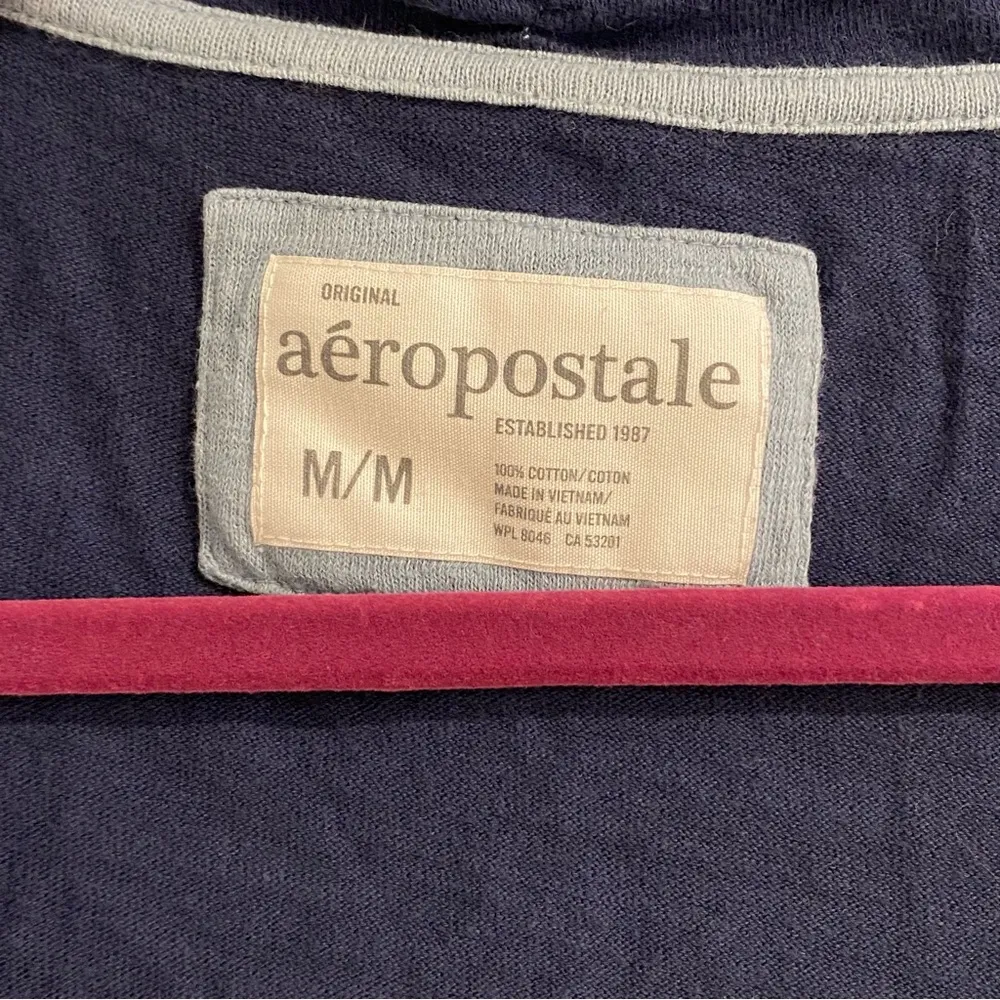 Aeropostale vest for women size medium - Image 3
