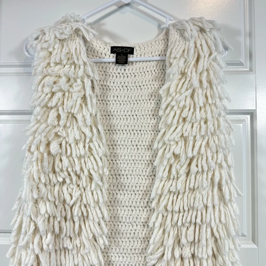 AS by DF Handmade Loop Fringe Ivory Open Front Sleeveless Sweater Vest Small - Image 5