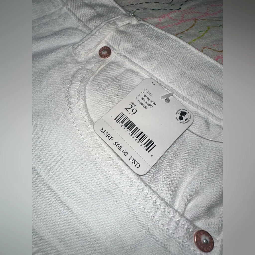 NWT Free People We The Free Loving Good Vibrations Cut off Shorts - Spring White - Image 5