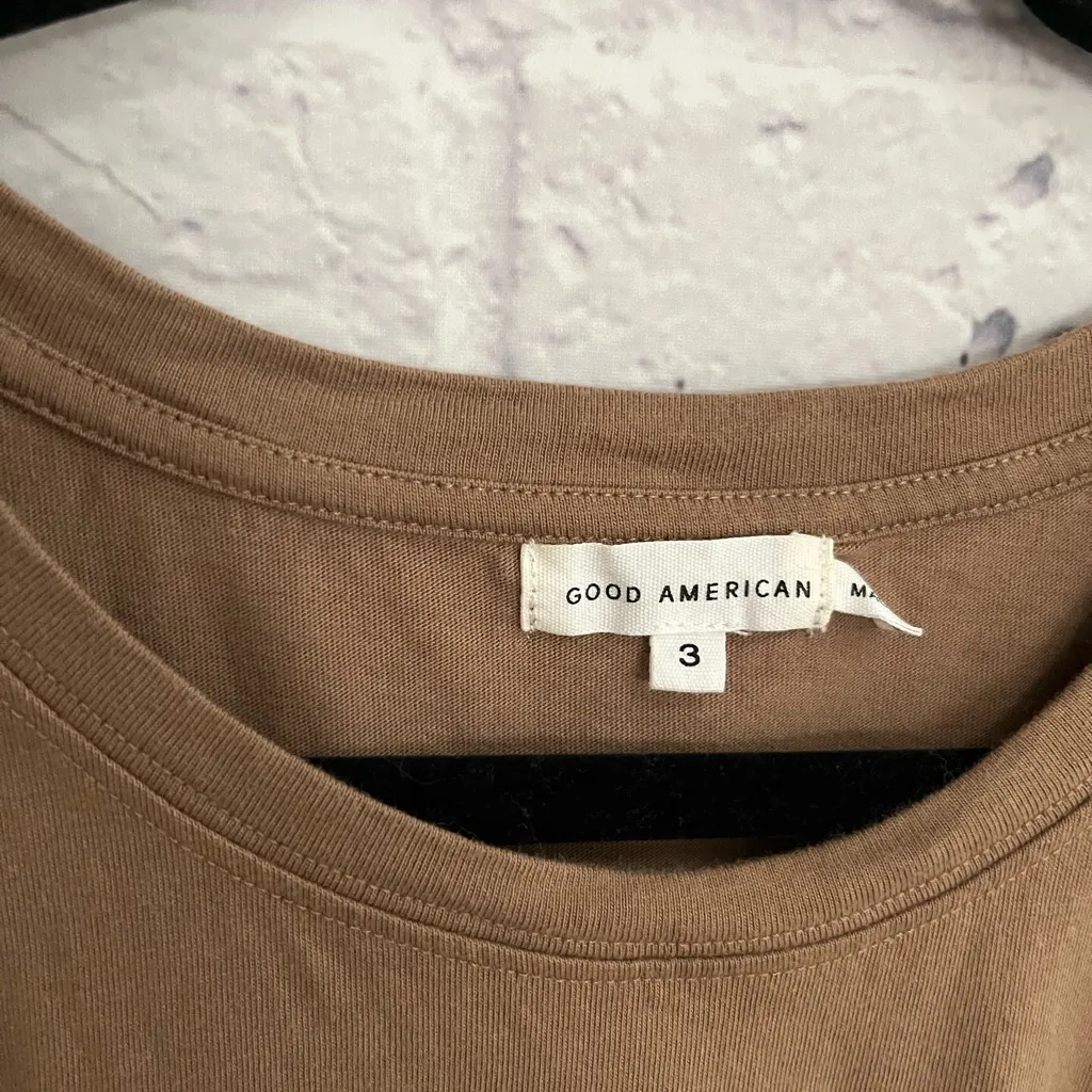 GOOD AMERICAN tan cocoa brown top cap sleeve tee sz L - Image 3
