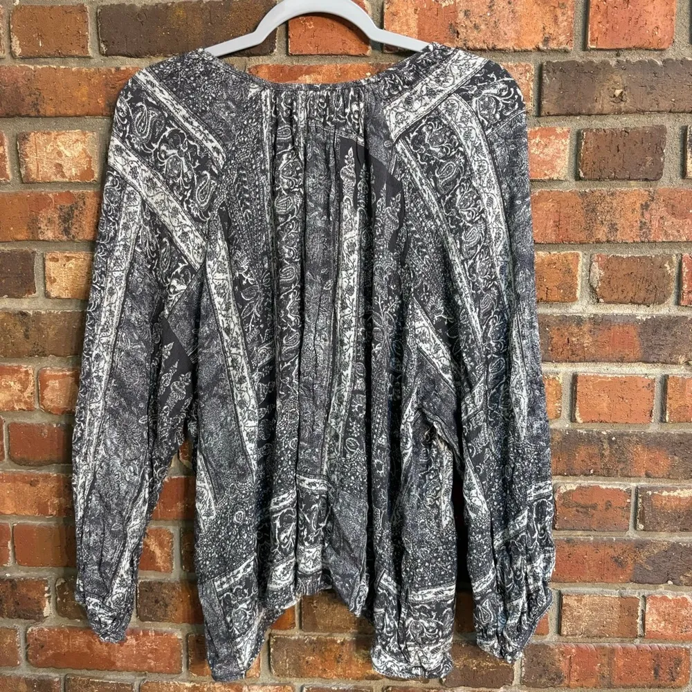 Wonderly womens round neck boho hippie peasant blouse black/white 1X - Image 5