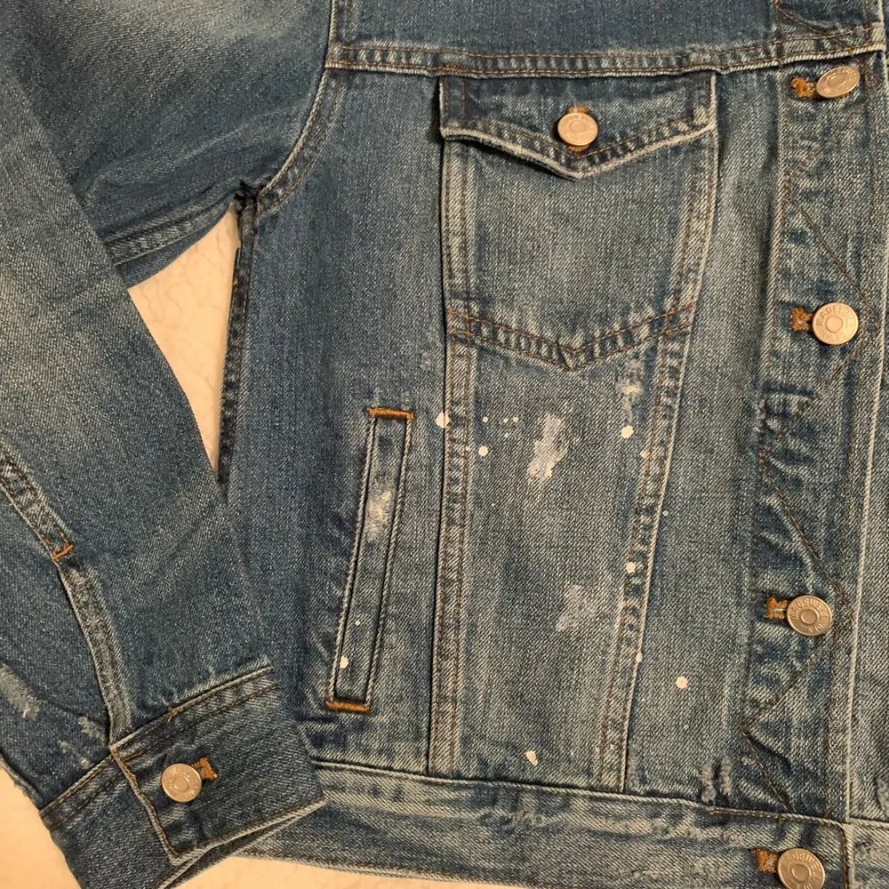 Madewell  Boxy-Crop Jean Jacket - Image 7