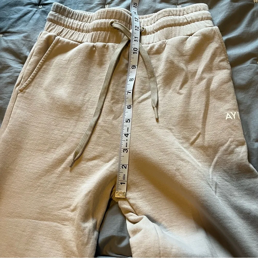 AYBL Everyday Comfy Sweatpant High Waist Joggers in Dove Gray / Tan Size Small - Image 11