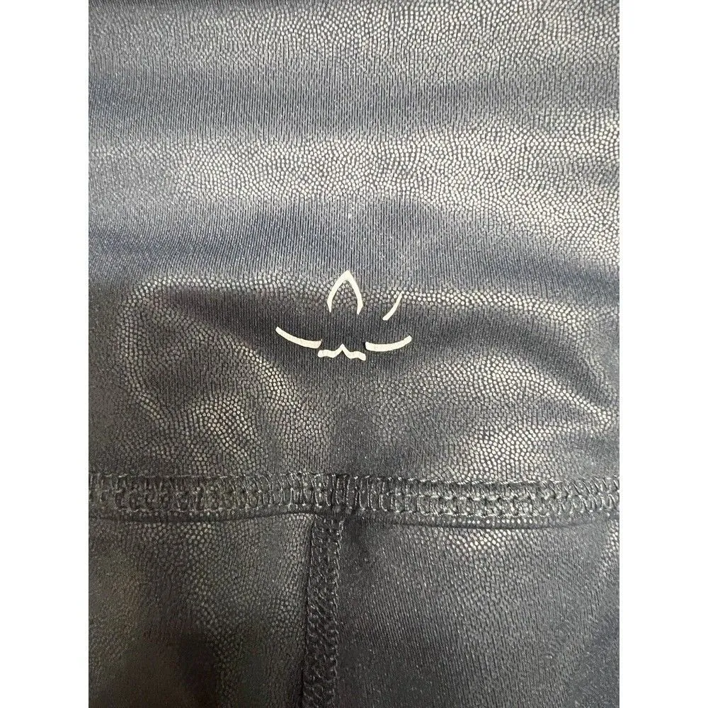 Beyond Yoga Navy Blue Faux Leather Leggings w Lace Trim Detailing Size Small - Image 4