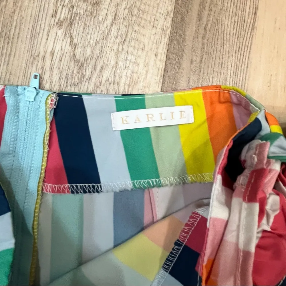 Karlie boutique wrap colorful rainbow skirt sz small - Image 4