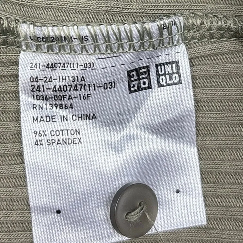 Uniqlo Women's Olive Green Ribbed  Button Up Cropped Top Sweater Cardigan Size S - Image 7