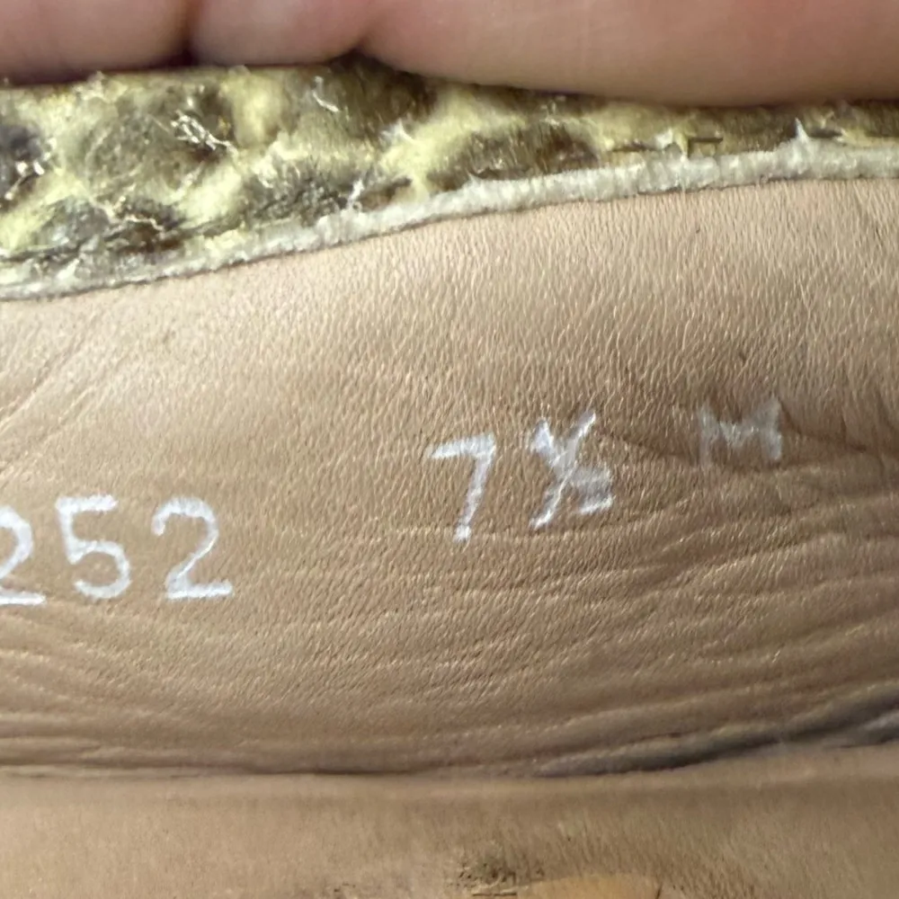 Stuart Weitzman Keepmoc Snakeskin Loafer Driver Flats Tan Neutral Size 7.5 - Image 13