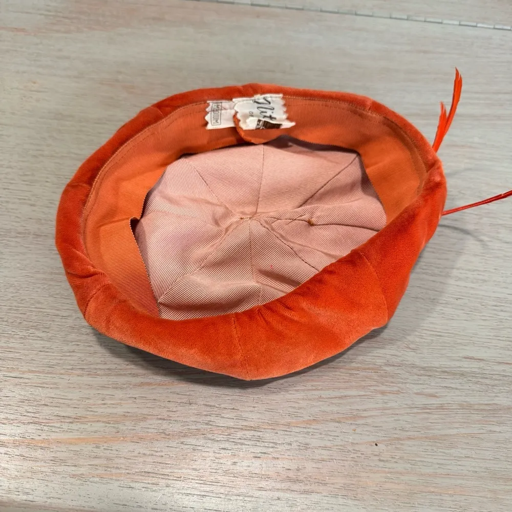 Vintage 50s Nita Hats Of Dallas Orange Velvet Feathered Perching Hat Cap Capulet - Image 6