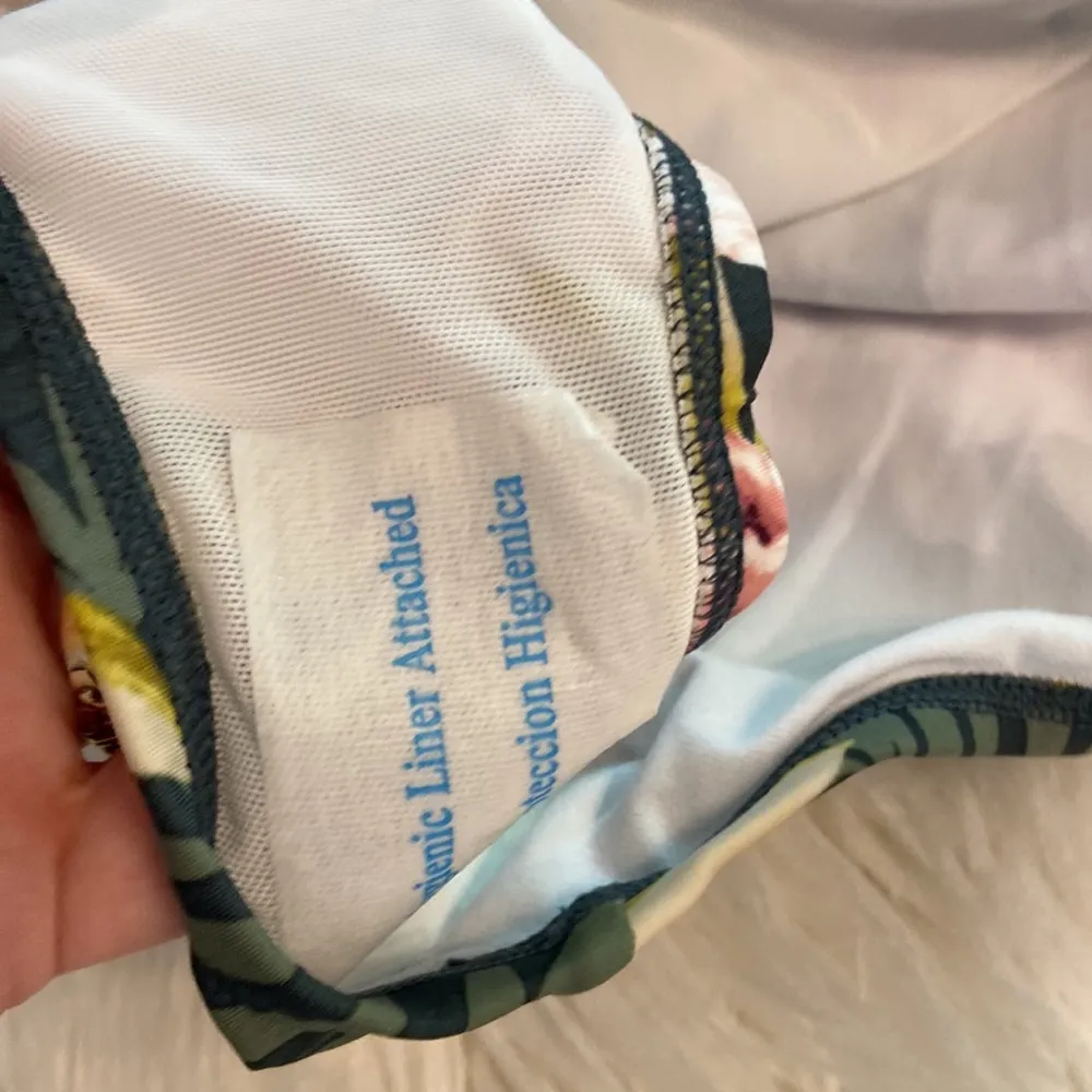 KONA SOL Floral One-Piece Swimsuit SIZE 22W BNWOT see all photos - Image 7