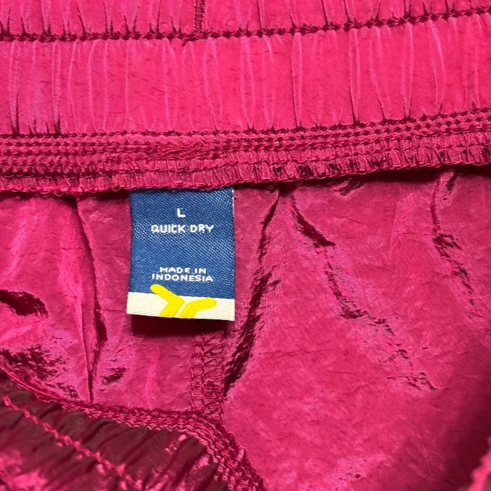 NWT Old Navy High-Waisted Shiny Nylon Bermuda Shorts in Flamingo - Size L - Image 4