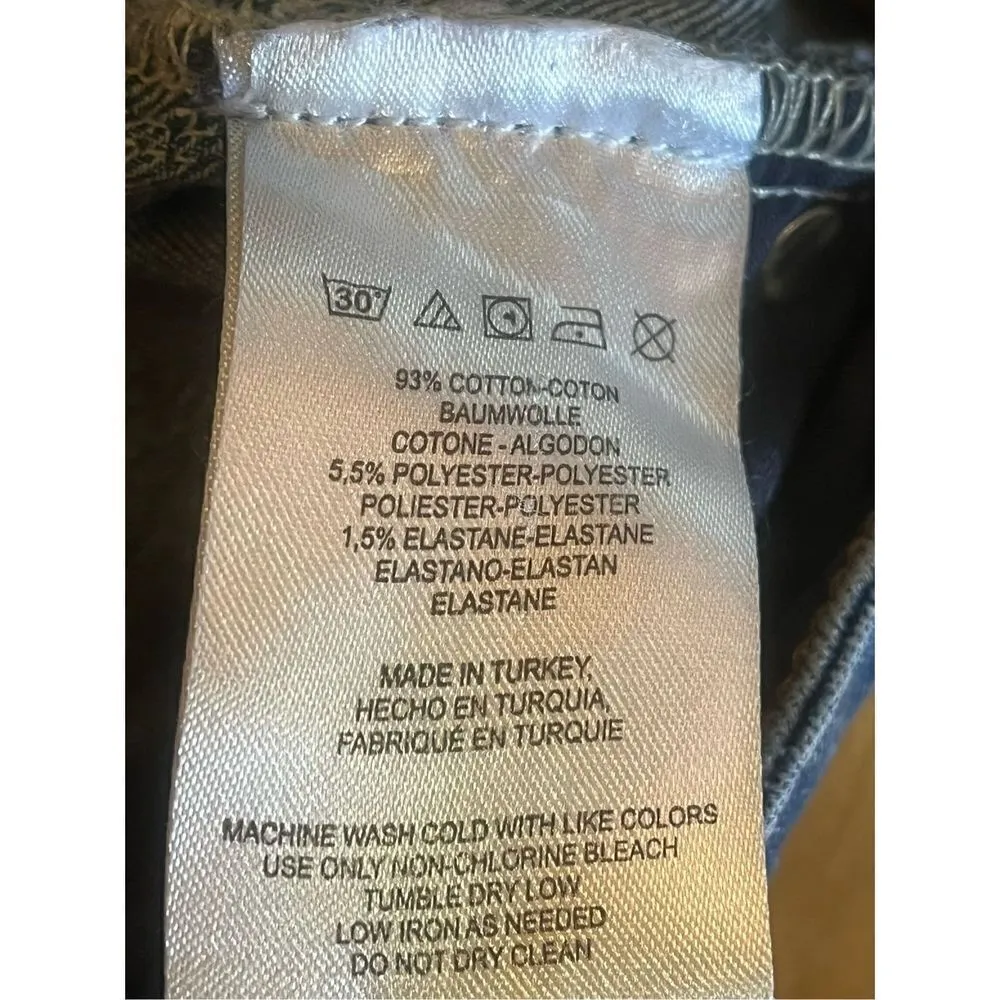 Free People, distressed jeans, size 25 ￼(1665) - Image 8