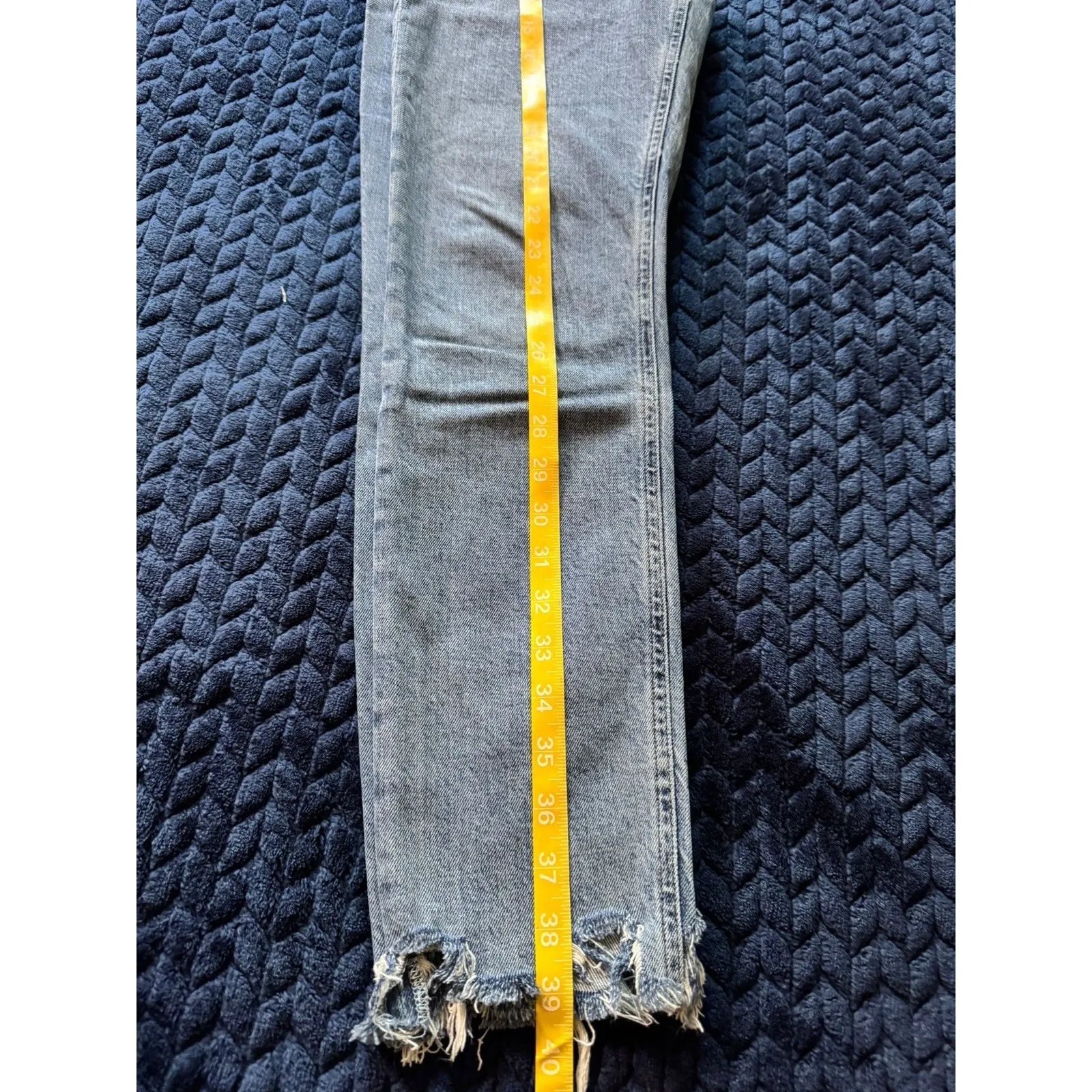 AGOLDE Women's Blue Denim Distressed Jean‎ Ankle Button Fly Size 25 - Image 11