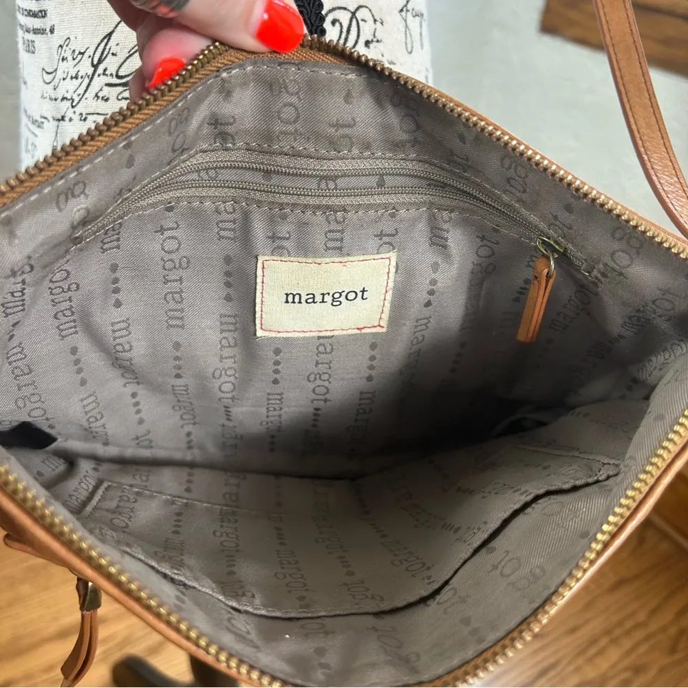 Margot | Cognac Leather Adjustable Crossbody Bag Tan - Image 6