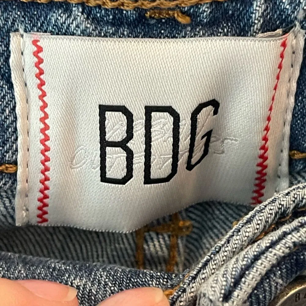 NWT BDG cropped cowboy jeans with raw hem Size 26/2 - Image 7