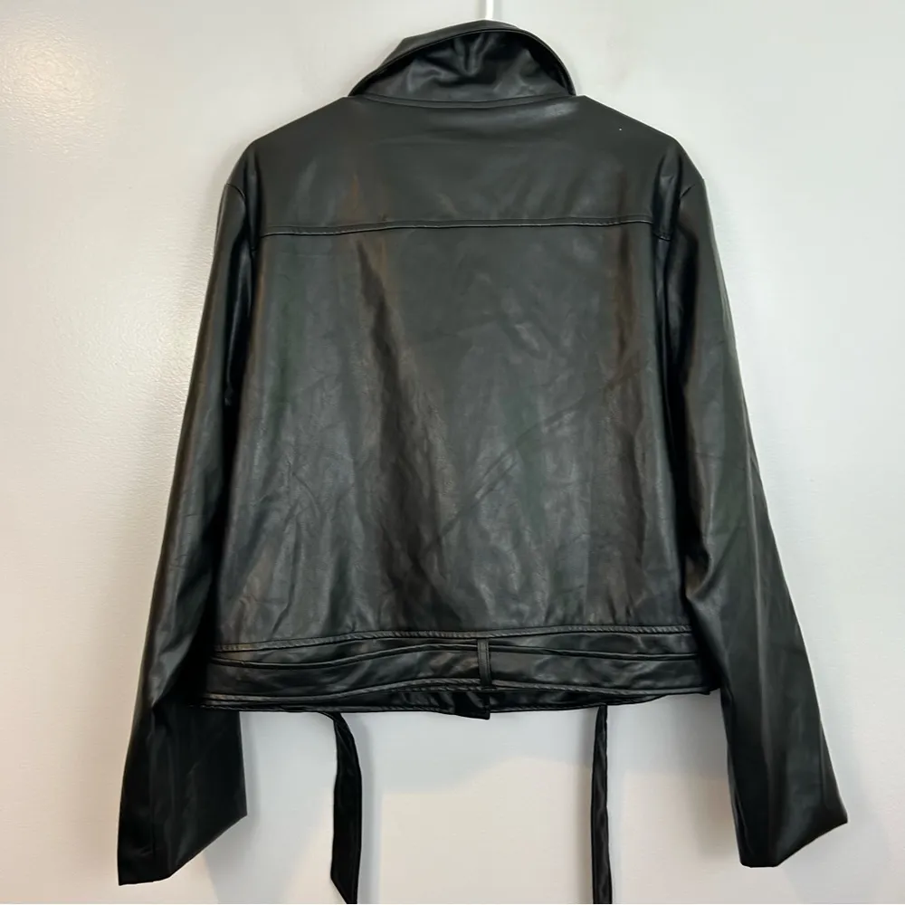 NWT PrettyLittleThing Black Faux Leather PU Biker/Moto Jacket Plus Size XL - Image 10