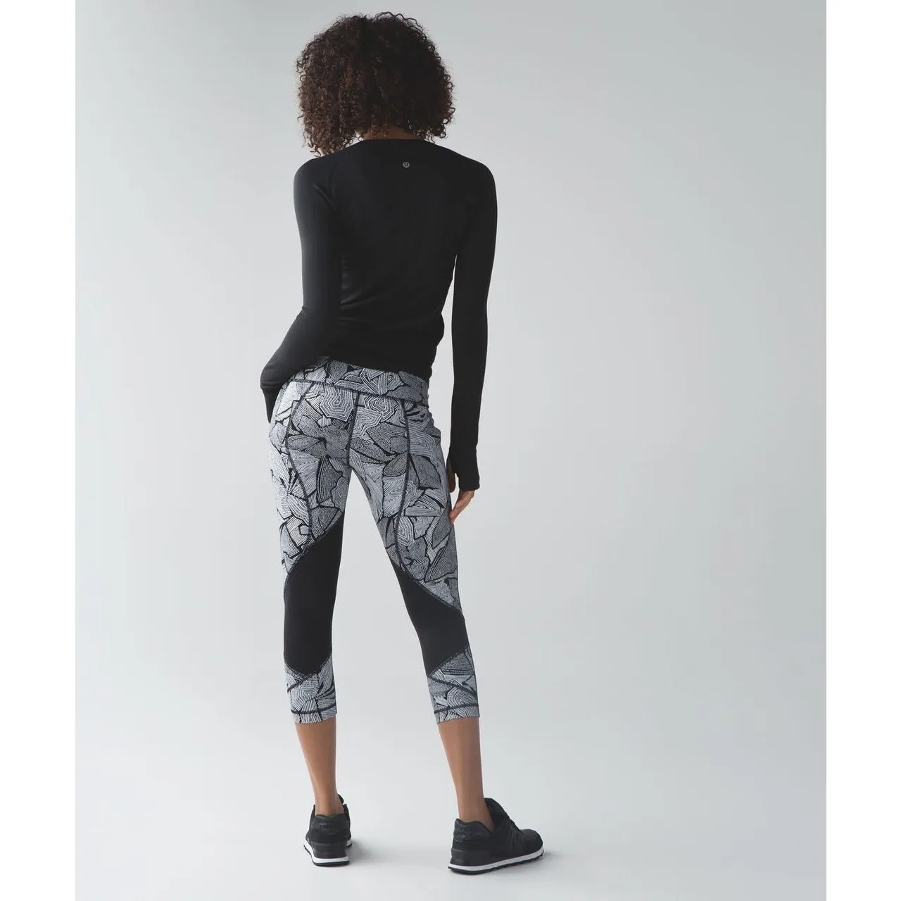 Lululemon Pace Rival Crop (Full-On Luxtreme) Dottie Tribe White Black - Image 2