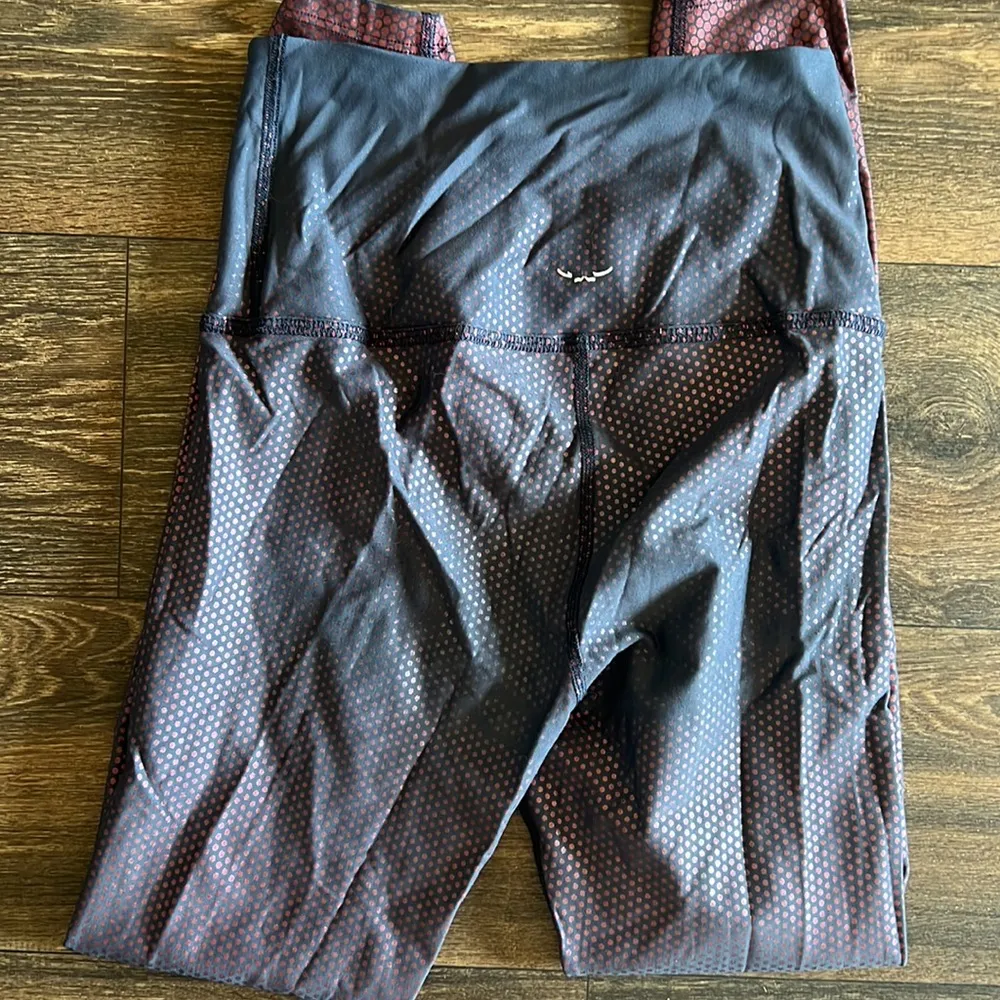 Beyond Yoga Leggings - Image 3