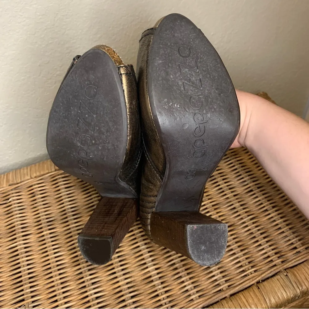 Apepazza Las Vegas Bronze Metallic Peep Toe Boots Heels Size 8 - Image 9