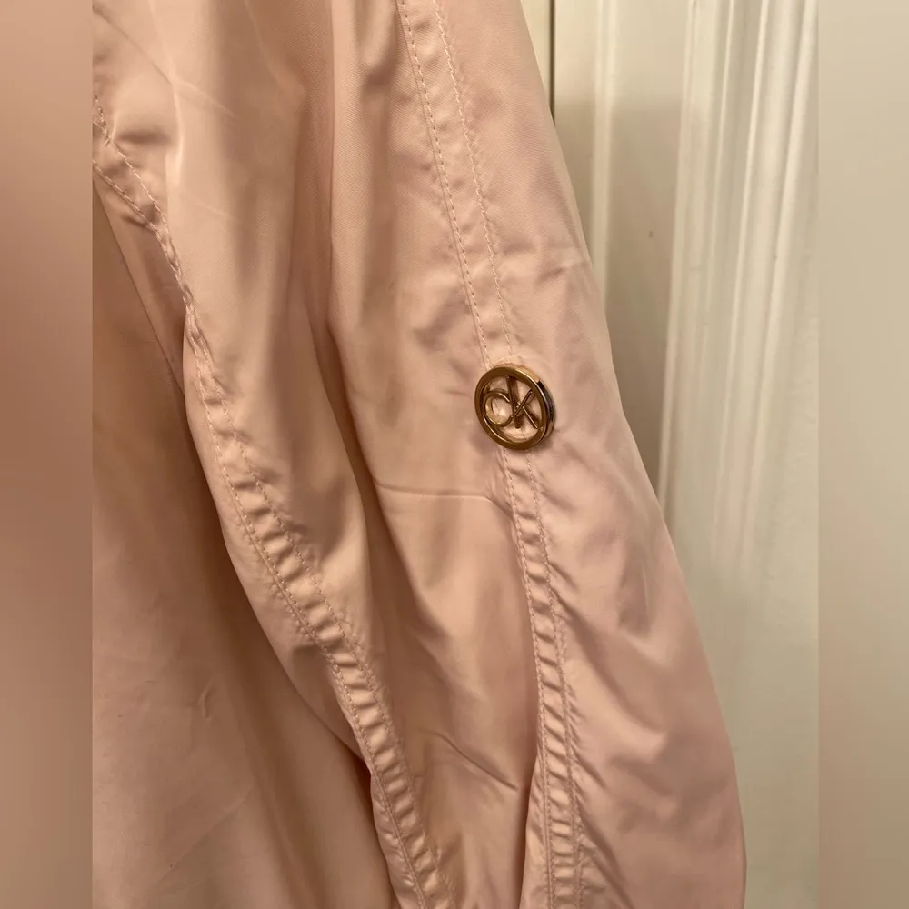 Calvin Klein  Women's Pink Rain Jacket size medium - Image 9